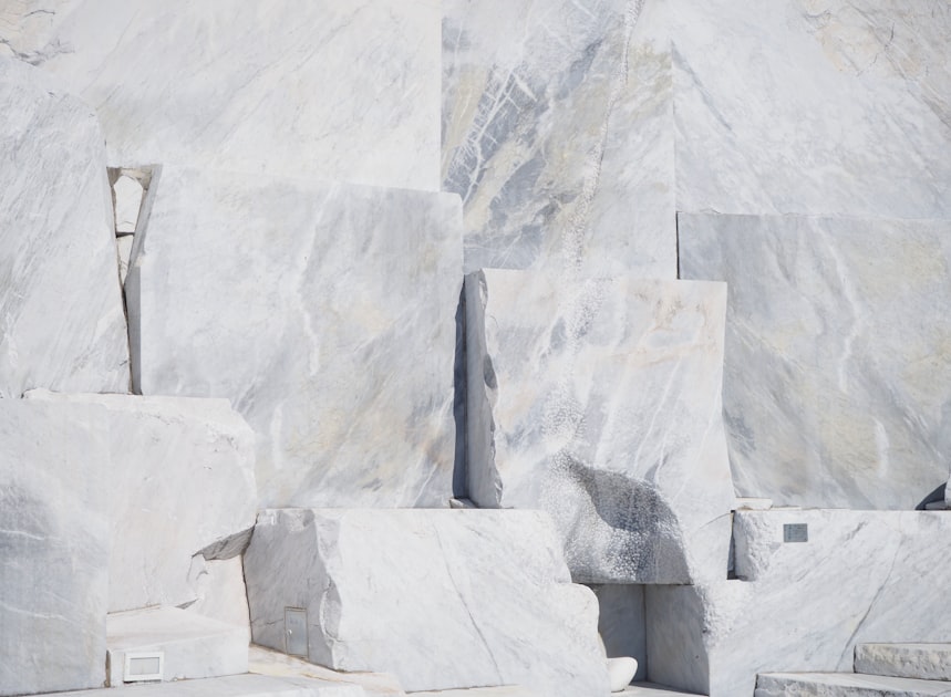 Incorporating Marble in Outdoor Spaces